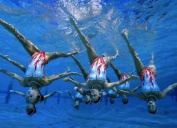 爱游戏官方网站|13胜3负！火箭主场不败金身冠绝联盟，伊森回归助球队迈向复兴