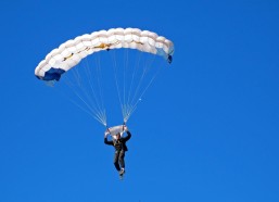 爱游戏下载爱游戏-射频治疗后无痛，亚马尔被过度使用引争议