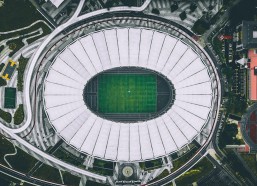 AYX SPORTS：泰晤士报独家披露，热刺提出300万英镑加奖金求购罗伯逊，球员深入评估转会选项