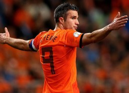 【ayx】巴黎德比巅峰对决前瞻，圣日耳曼霸主碾压迎战巴黎FC保级求生，密集防守与核心力量的概率博弈