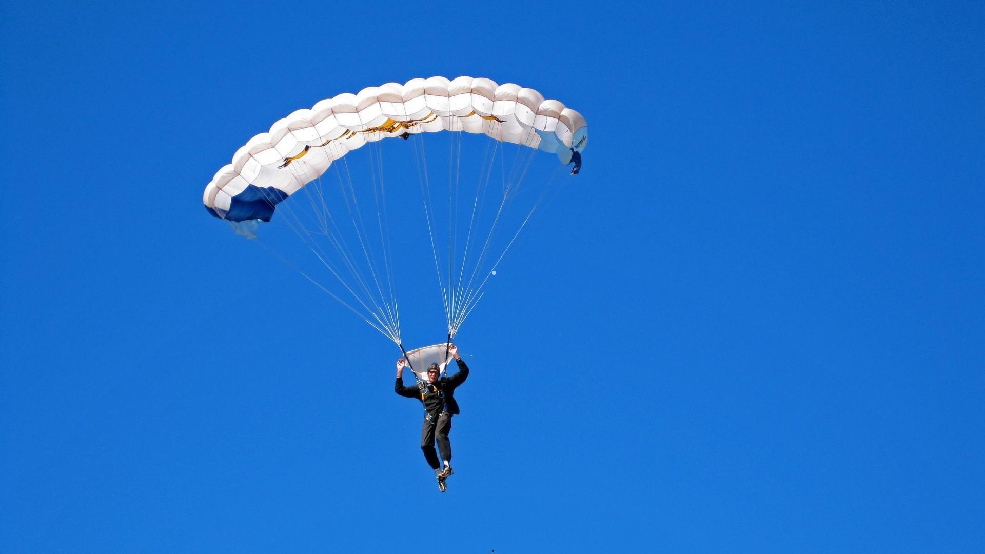 射频治疗后无痛，亚马尔被过度使用引争议